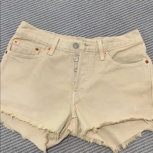 Levi’s shorts